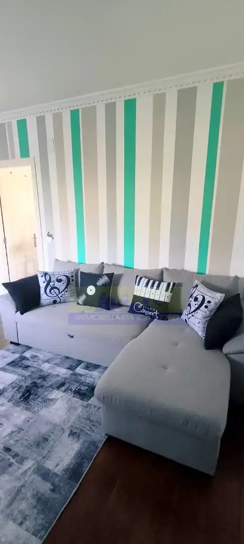 Sala de estar de Piso de alquiler en Castro-Urdiales con Amueblado