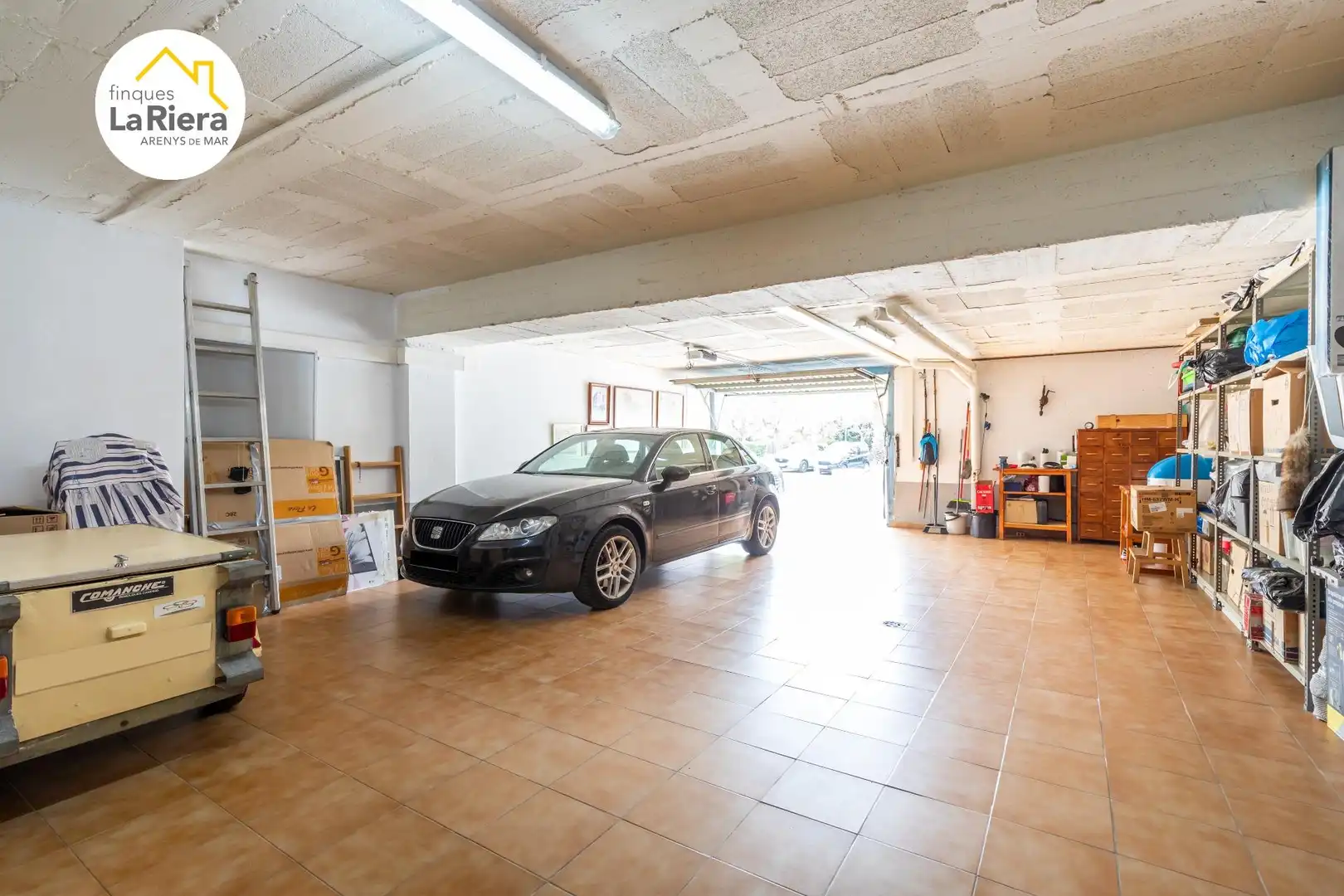 Aparcament de Casa o xalet en venda en Arenys de Munt amb Aire condicionat, Calefacció i Jardí privat