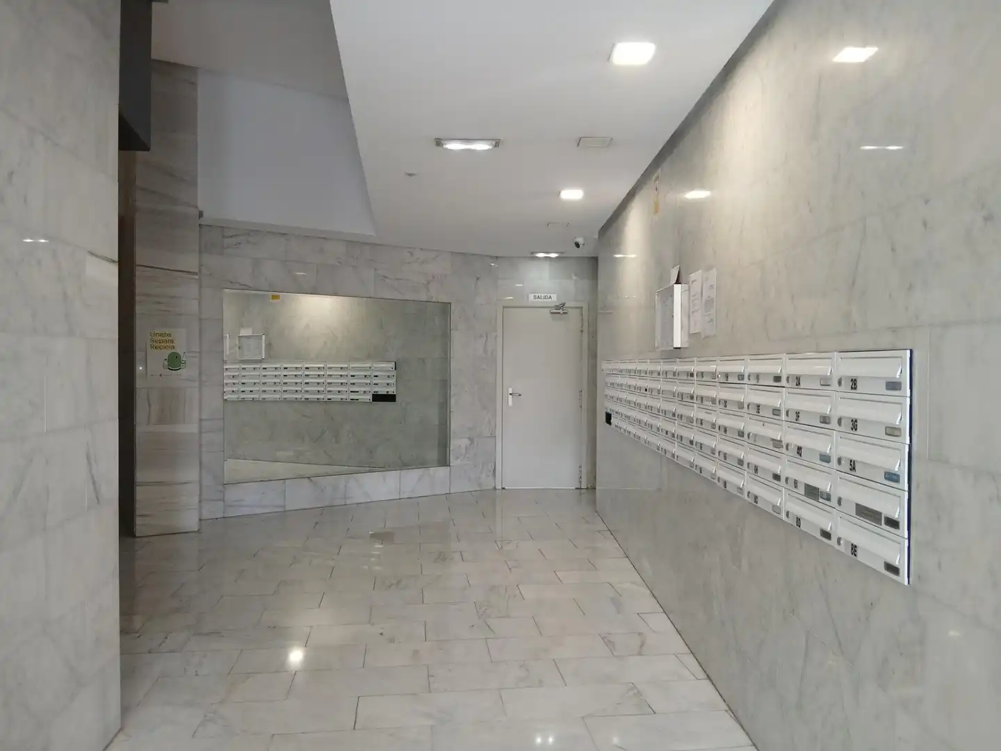 Piso de alquiler en Calle LUXEMBURGO, 1, HUCA - La Cadellada
