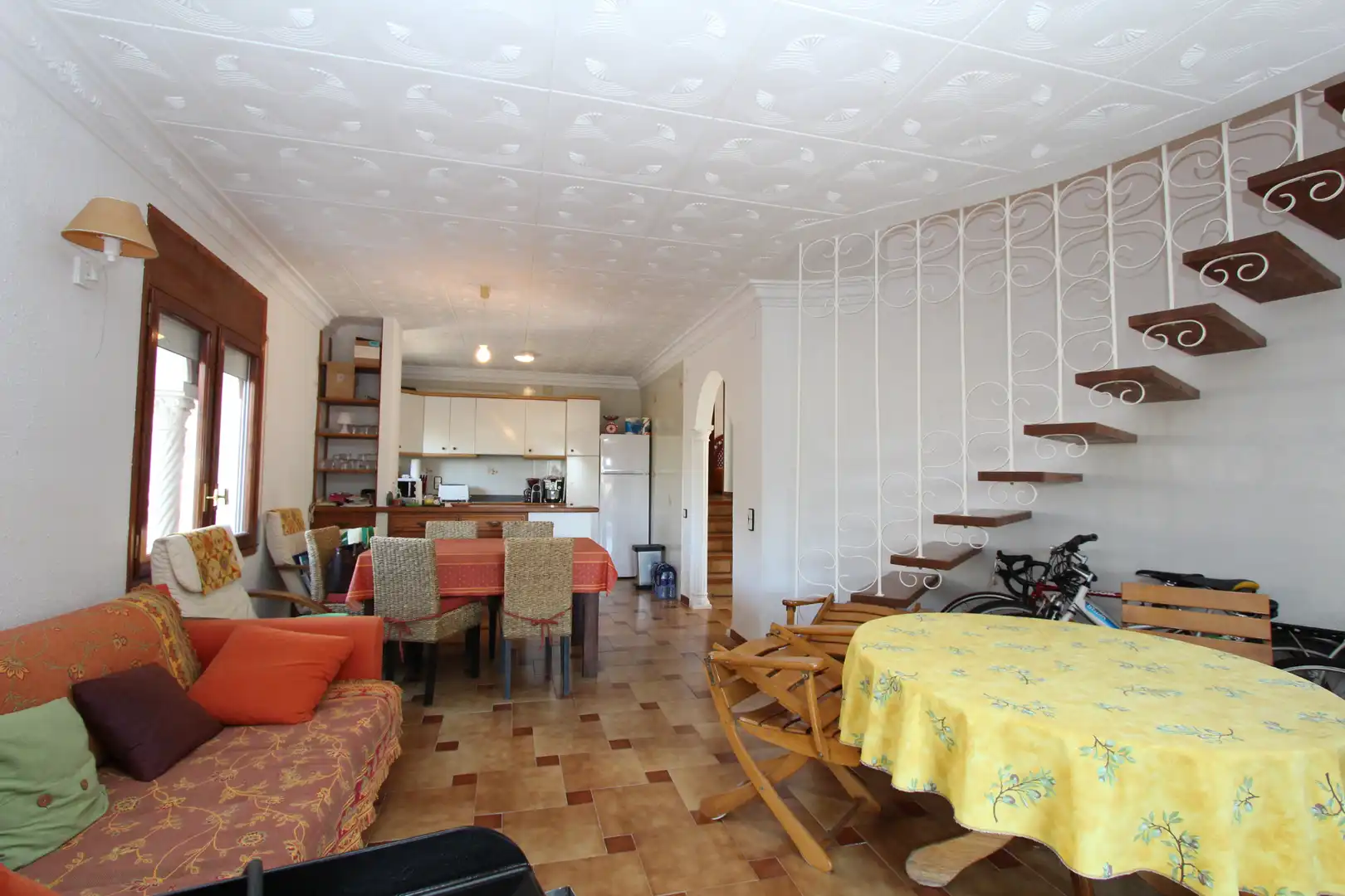 Menjador de Casa o xalet en venda en Mont-roig del Camp amb Aire condicionat, Jardí privat i Terrassa