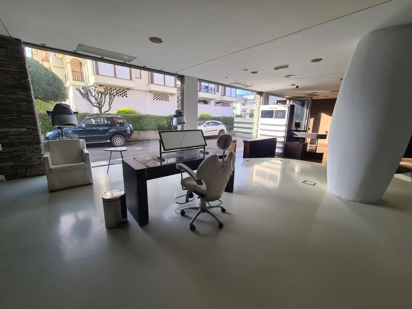Local de lloguer en Bareyo amb Moblat