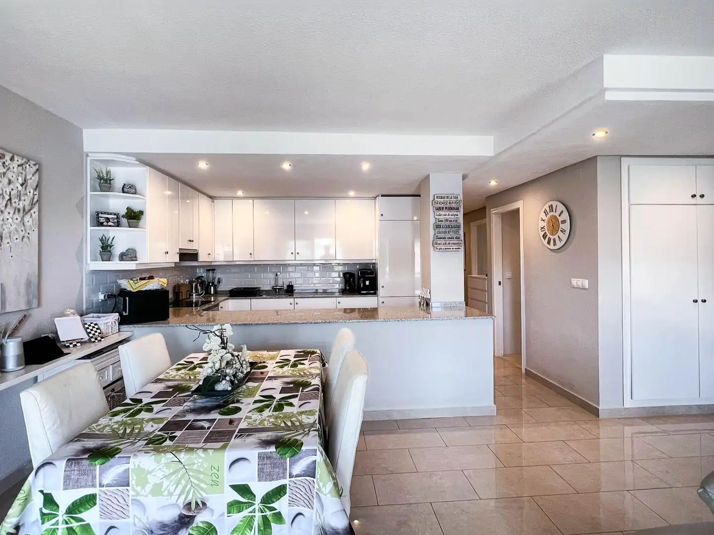 Kitchen of Apartments for sale in L'Alfàs del Pi  with Air Conditioner, Private garden and Terrace