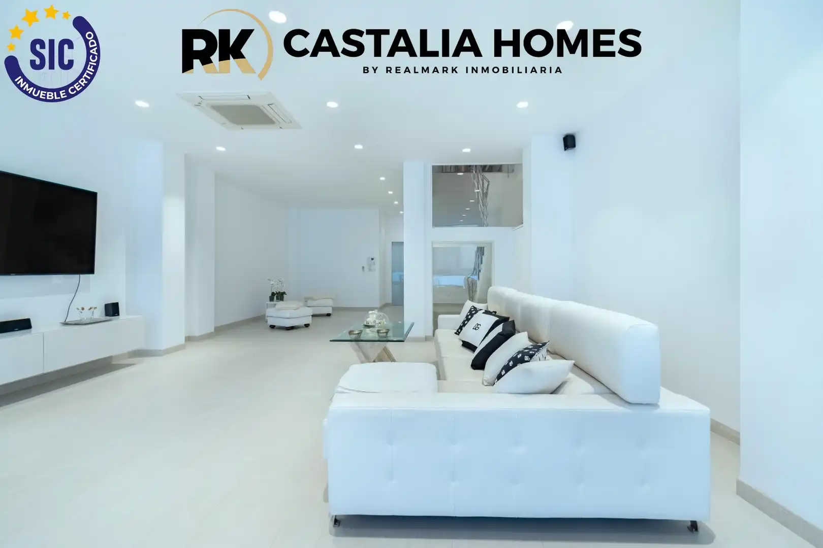 Wohnzimmer von Einfamilien-Reihenhaus zum Verkauf in Castellón de la Plana / Castelló de la Plana mit Klimaanlage, Privatgarten und Terrasse