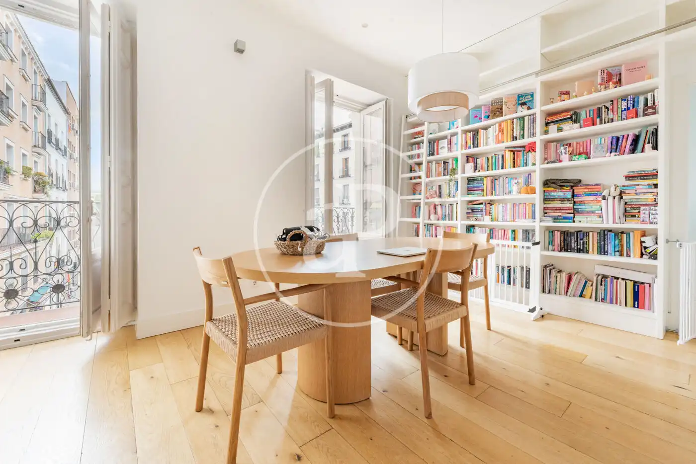 Flat for rent in C. de Augusto Figueroa, Justicia - Chueca