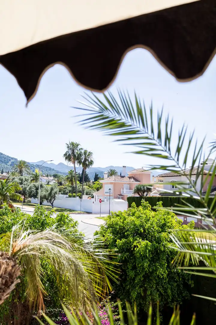 Vista exterior de Casa o xalet en venda en Alhaurín de la Torre amb Terrassa