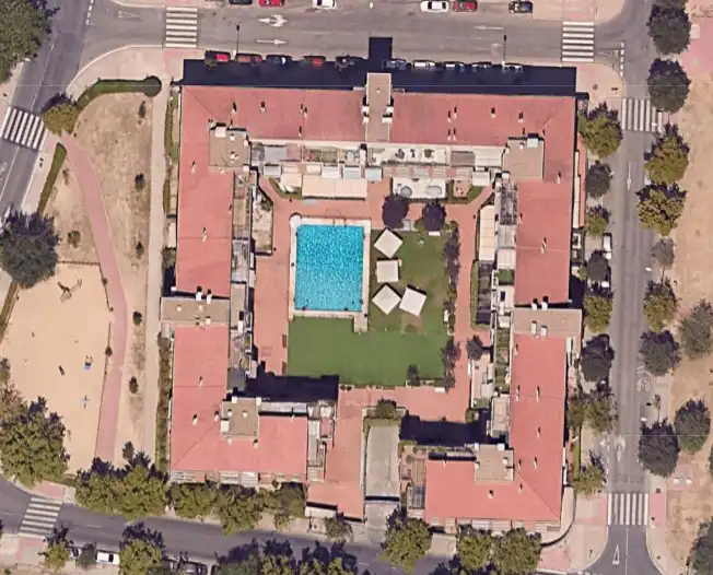 Piscina de Àtic de lloguer en Madrid amb Terrassa i Piscina comunitària