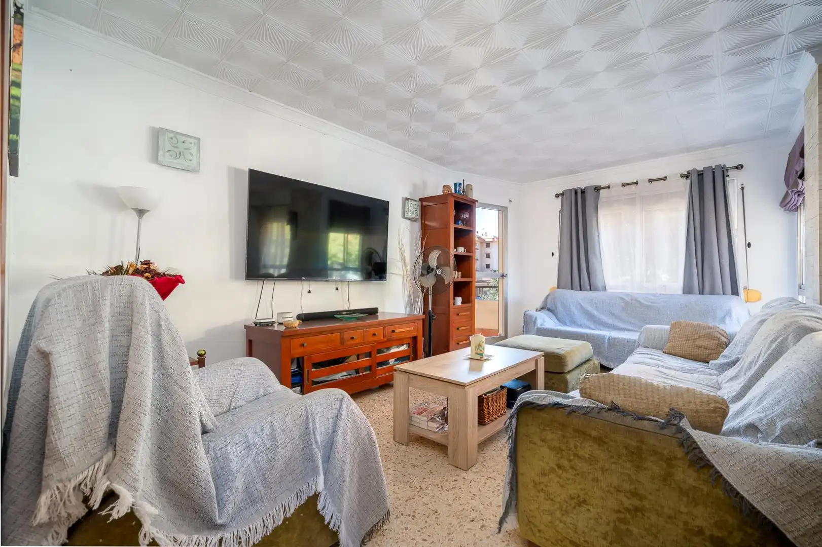 Piso con terraza en venta en Carrer JOSEP MELIA, imagen 3