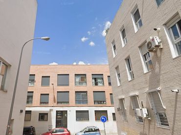 Wohngebäude zum Verkauf in Puente de Vallecas
