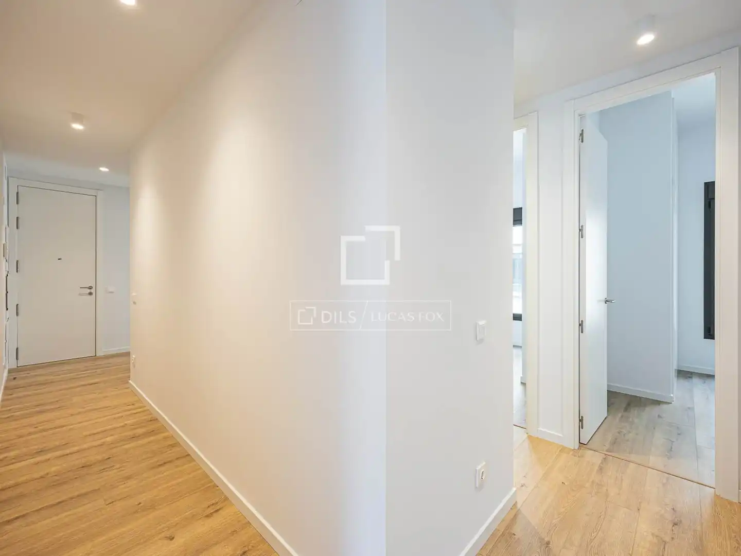 Piso en venta en Barcelona con Aire acondicionado, Calefacción y Terraza