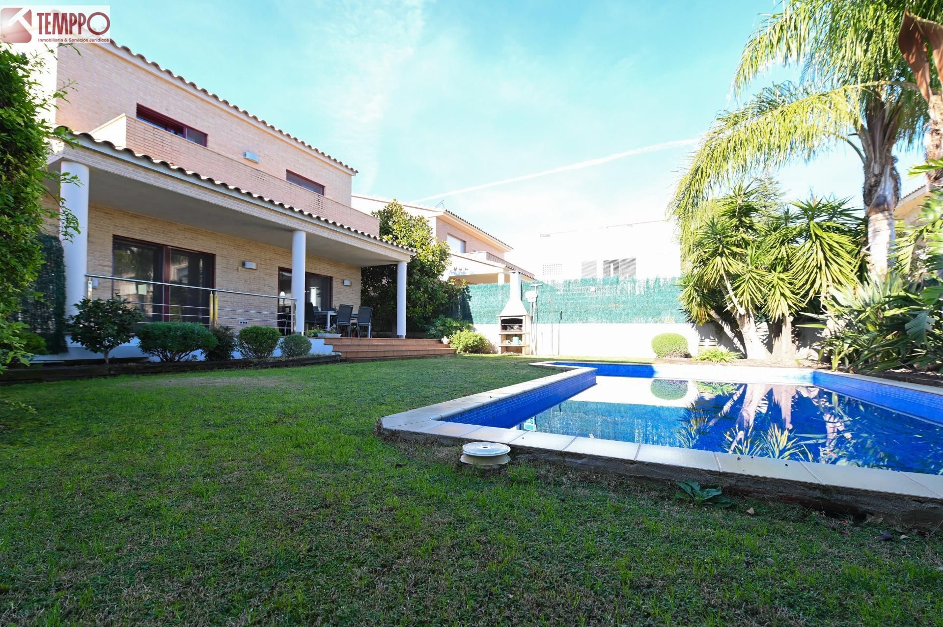 Jardí de Casa o xalet en venda en El Vendrell amb Aire condicionat, Calefacció i Jardí privat