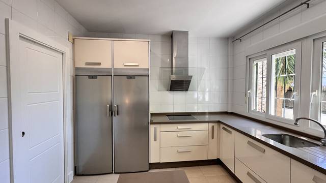 Casa-chalet en Venta en rumania, 47 en Puertas del sur - Guadabajaque