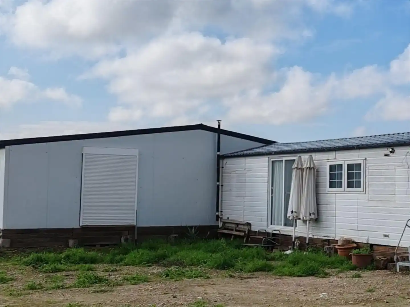 Vista exterior de Piso en venta en Gimenells i el Pla de la Font con Jardín privado, Parquet y Balcón