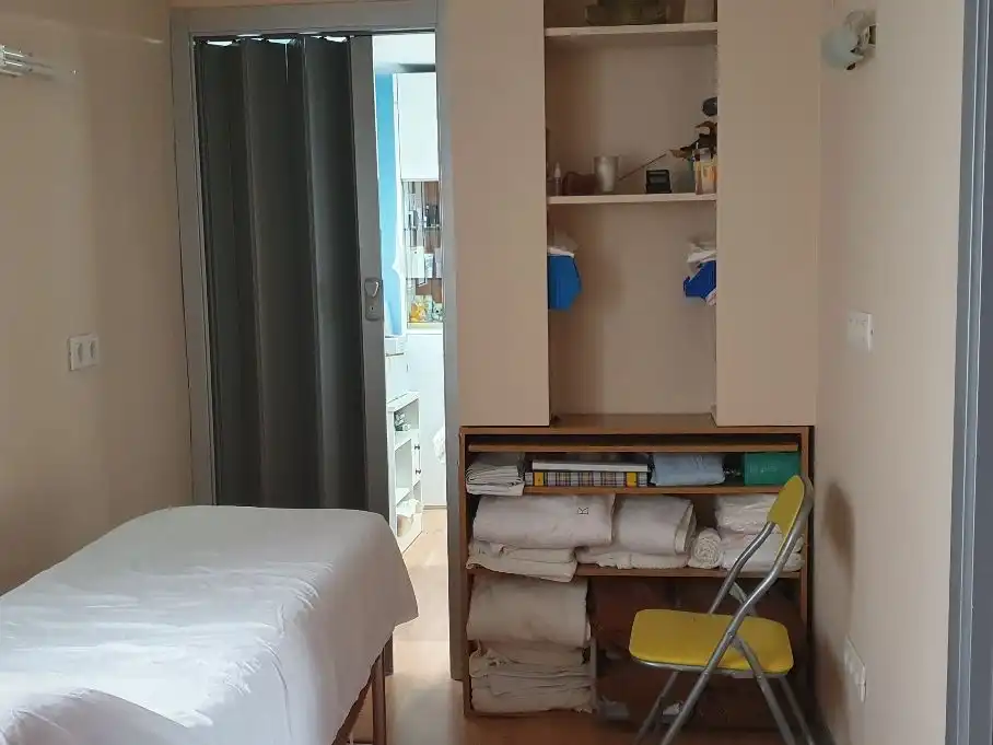 Bedroom of Commercial properties for rent in Zumarraga  with Heating, Furnished and Internet