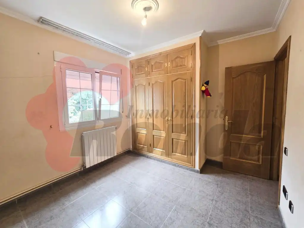 Habitación de Casa o chalet en venta en O Corgo   con Amueblado