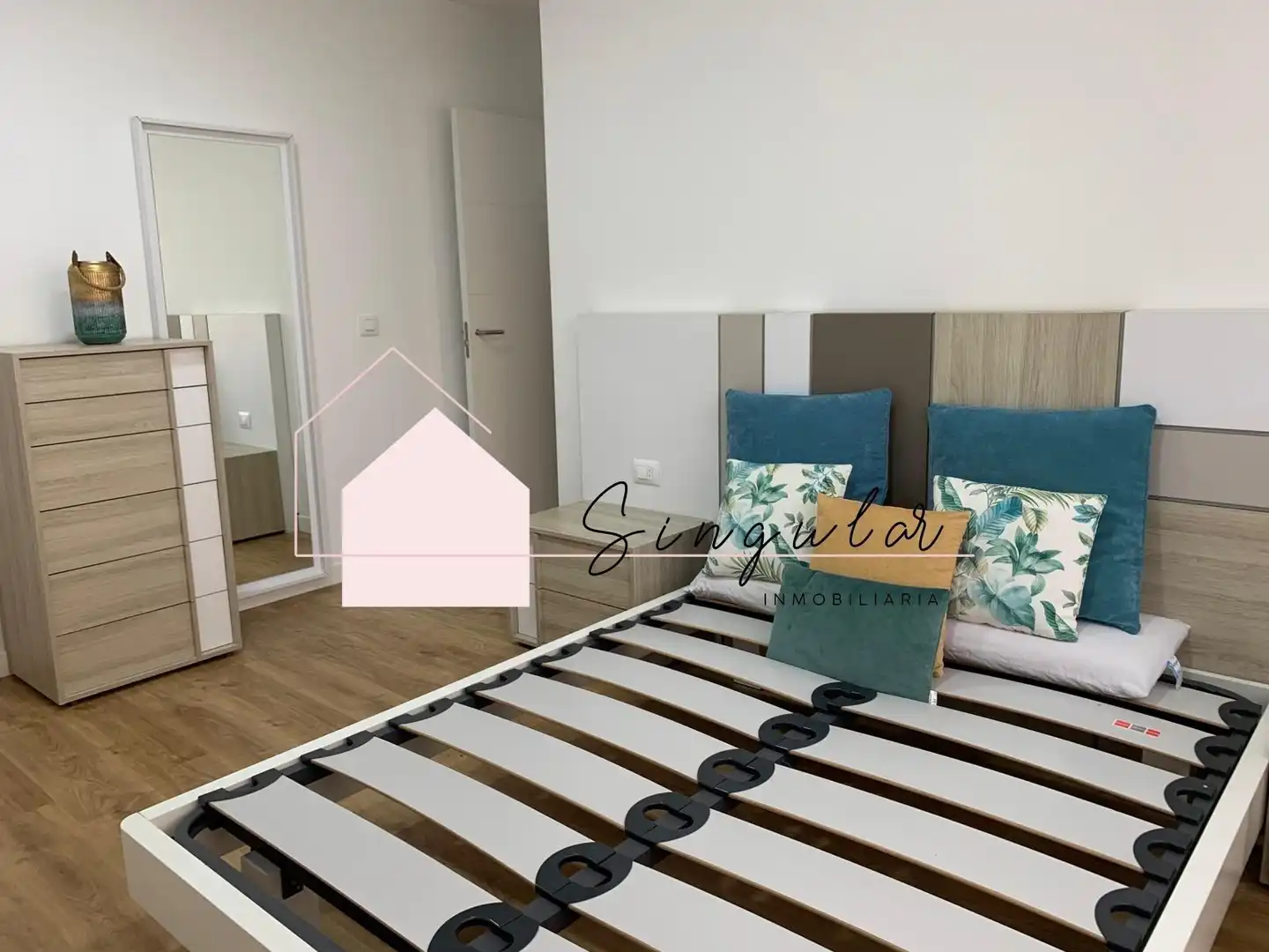 Schlafzimmer von Wohnung zur Miete in O Porriño   mit Möbliert