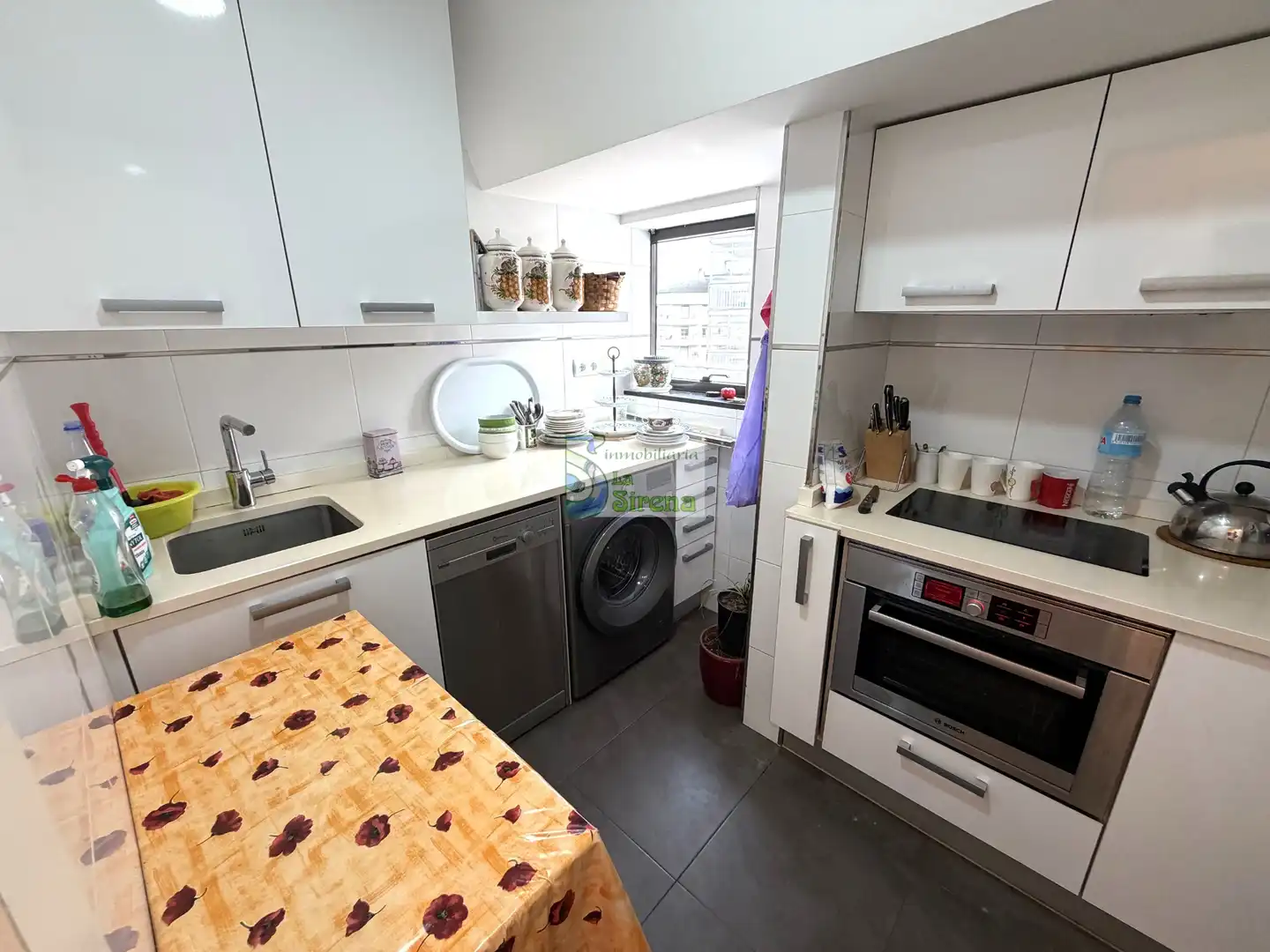 Küche von Wohnung zum Verkauf in Castro-Urdiales mit Heizung, Terrasse und Schwimmbad