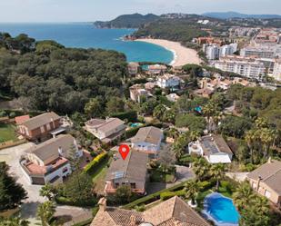 Vista exterior de Casa o xalet en venda en Lloret de Mar amb Aire condicionat