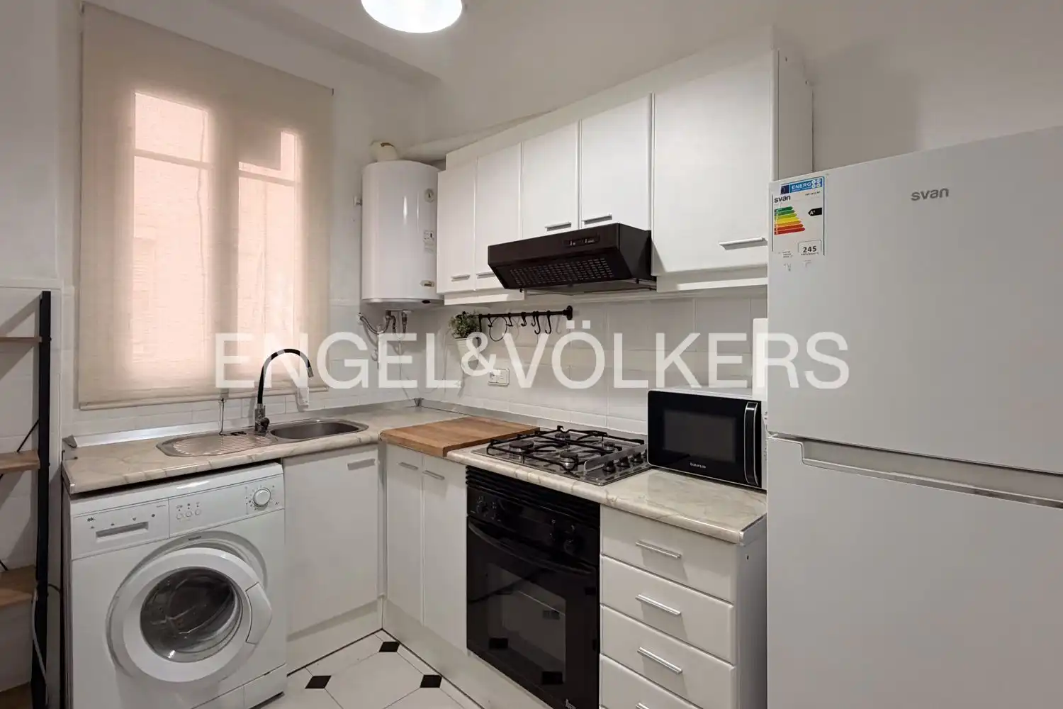 Küche von Wohnung zur Miete in Valencia mit Klimaanlage, Heizung und Möbliert