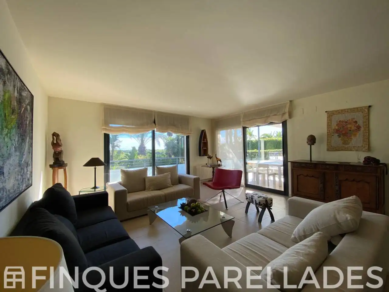 Sala de estar de Casa o chalet en venta en Sitges con Aire acondicionado, Calefacción y Jardín privado