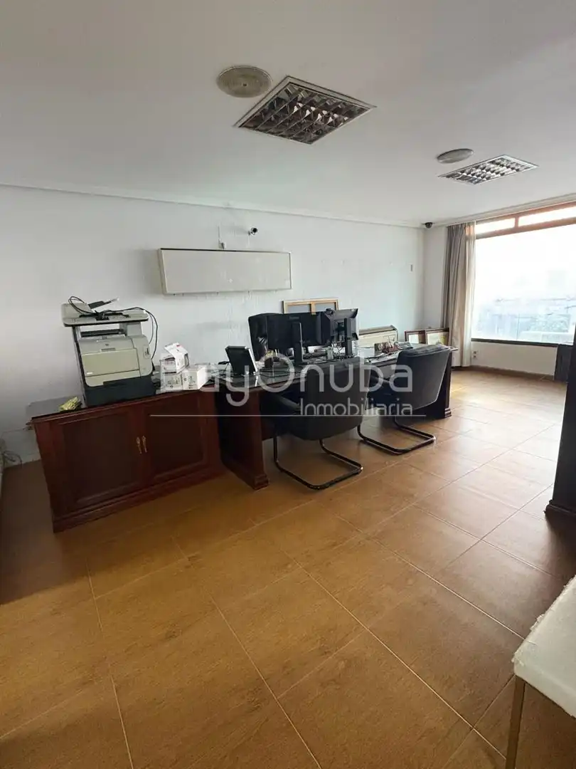 Oficina en venda en  Huelva Capital