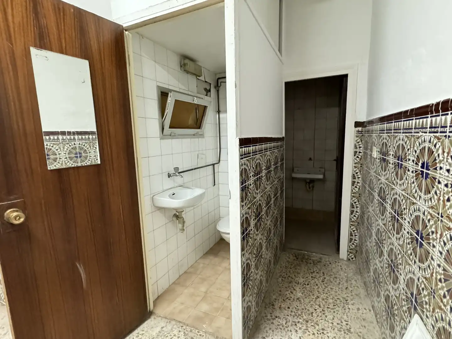 Local comercial en venda a Plaza Vivas Pérez, imagen 3