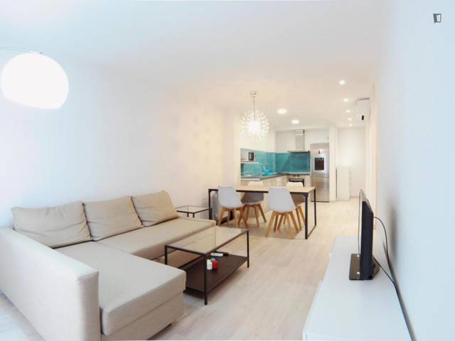 Apartamento en Alquiler en Cortes - Huertas