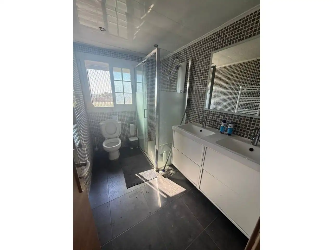 Baño de Casa o chalet en venta en Sabadell con Aire acondicionado, Calefacción y Parquet