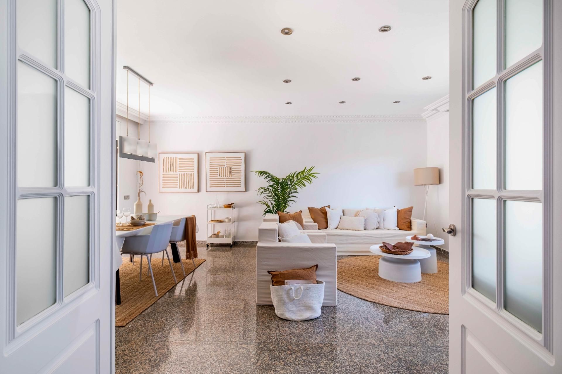 Sala d'estar de Casa o xalet en venda en  Barcelona Capital amb Calefacció, Terrassa i Balcó