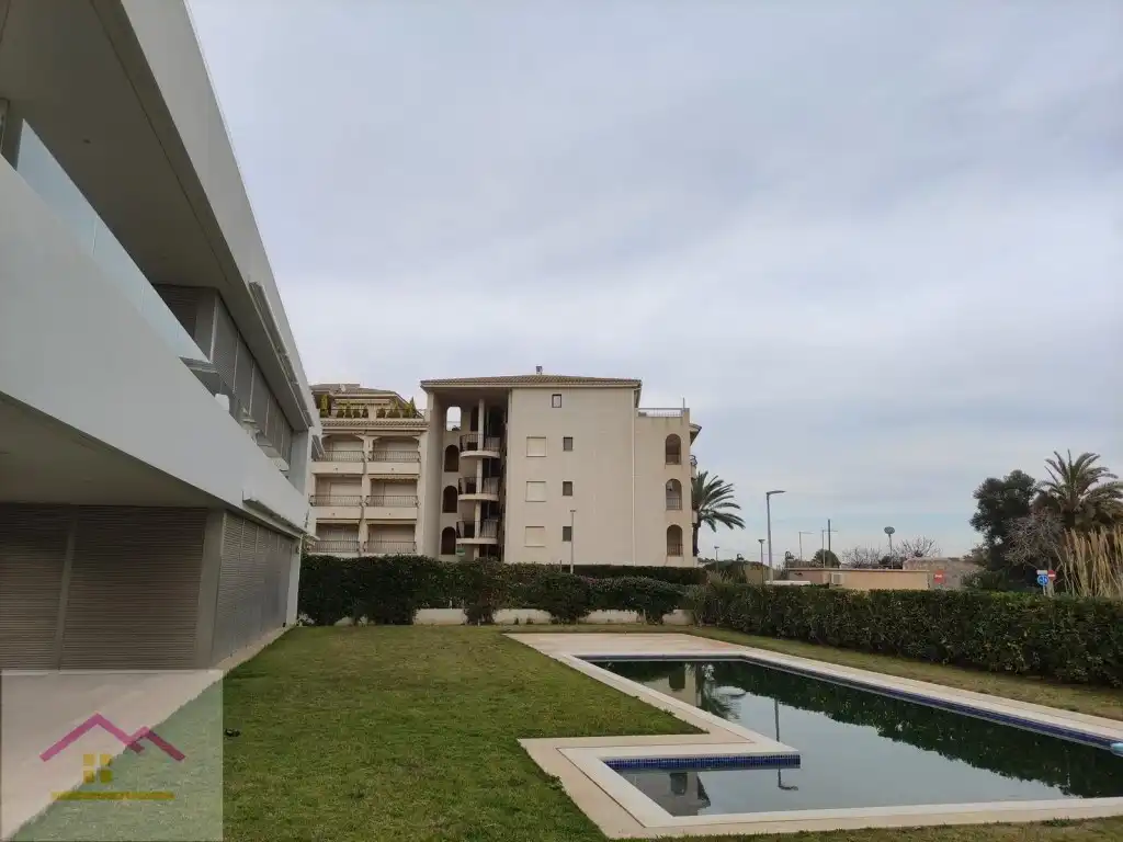 Casa aparellada amb terrassa en venda a Calle l'Atail 51, imagen 8