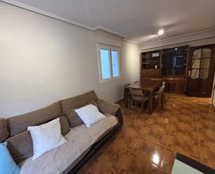 Sala d'estar de Pis en venda en Vitoria - Gasteiz amb Calefacció, Parquet i Terrassa