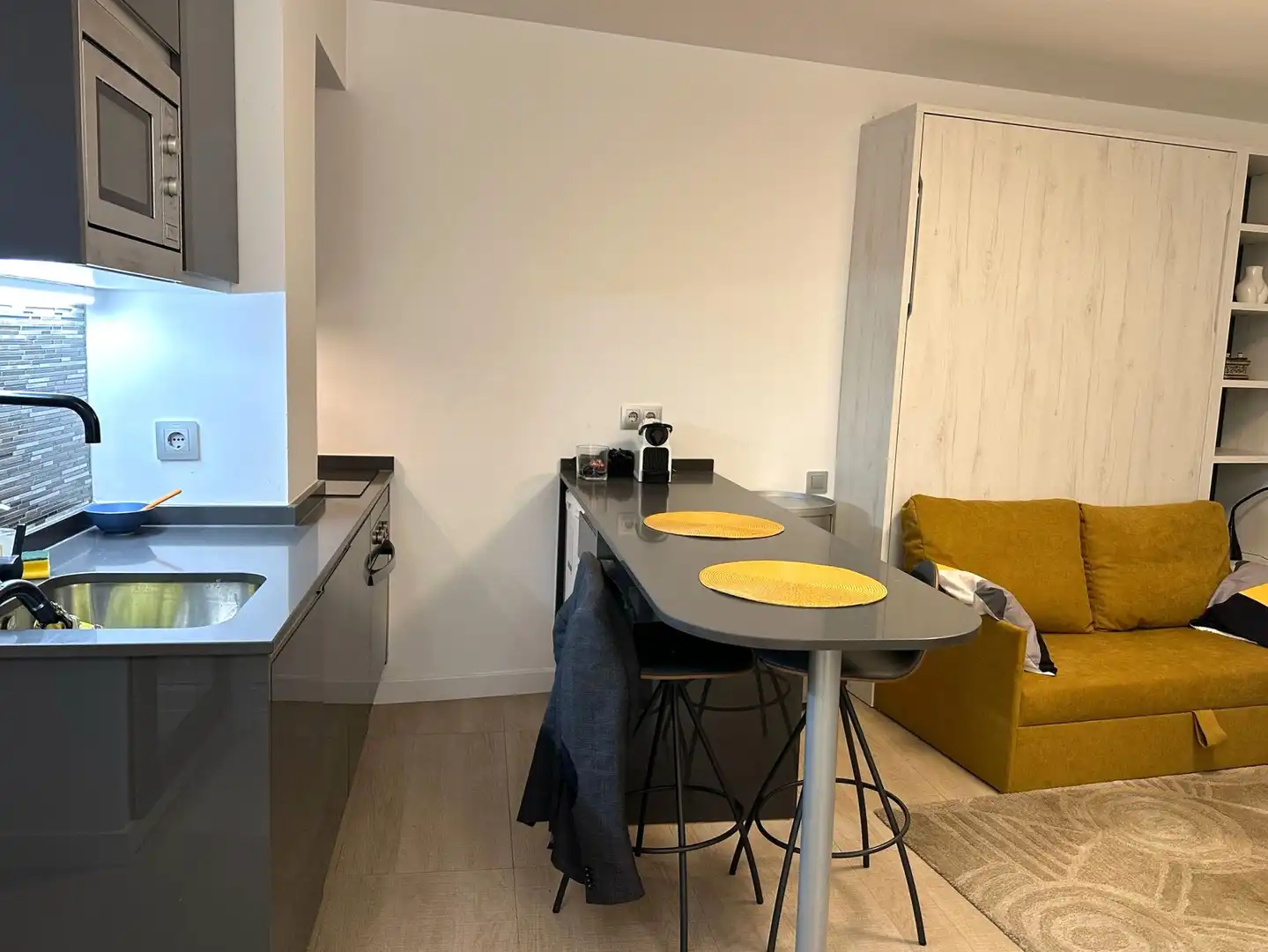 Cocina de Apartamento en venta en Madrid con Calefacción, Terraza y Amueblado