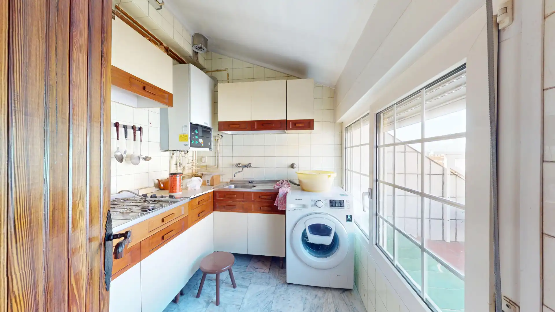 Kitchen of Flat for sale in Barakaldo   with Terrace, Washing machine and Balcony