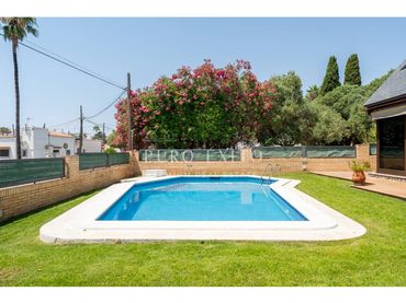 Casa con piscina in vendita a Calle GUATEMALA