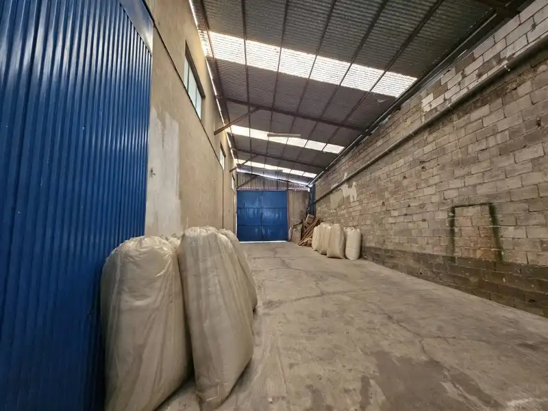 Nave industrial en venta en Navas del Sepillar