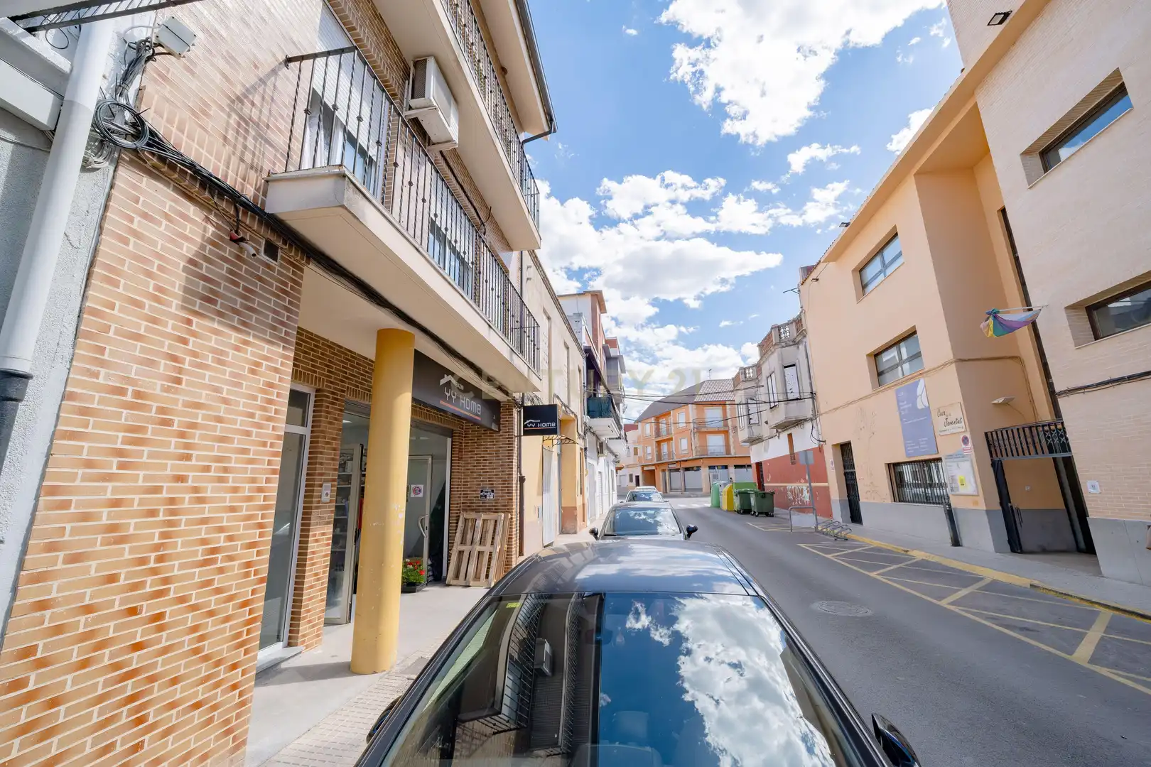 Außenansicht von Wohnungen zum Verkauf in La Pobla Llarga mit Klimaanlage, Ofen und Balkon