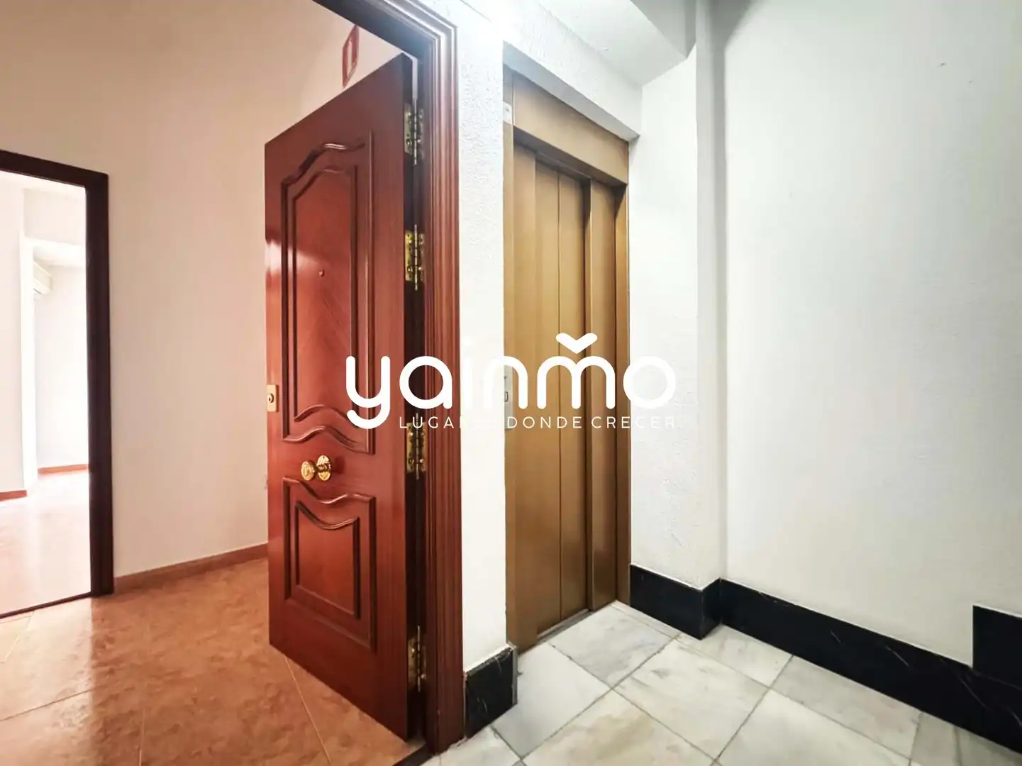 Außenansicht von Büro zur Miete in Jaén