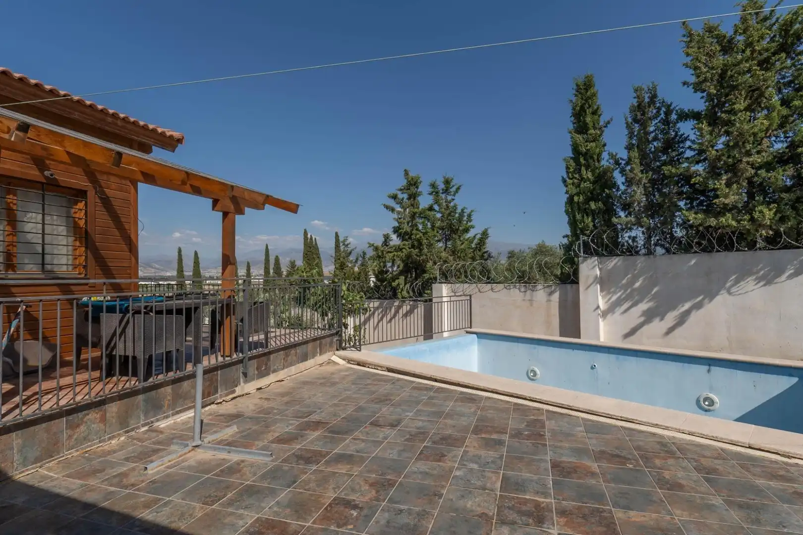 Swimming pool of Houses for sale in Cúllar Vega  with Air Conditioner, Heating and Terrace