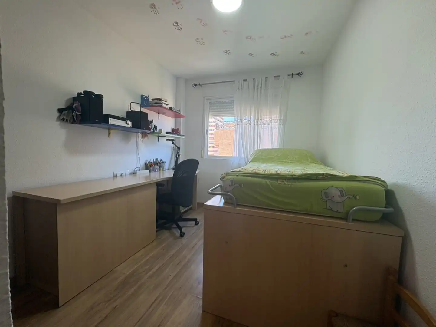 Schlafzimmer von Wohnung zum Verkauf in Valencia mit Heizung, Abstellraum und Balkon