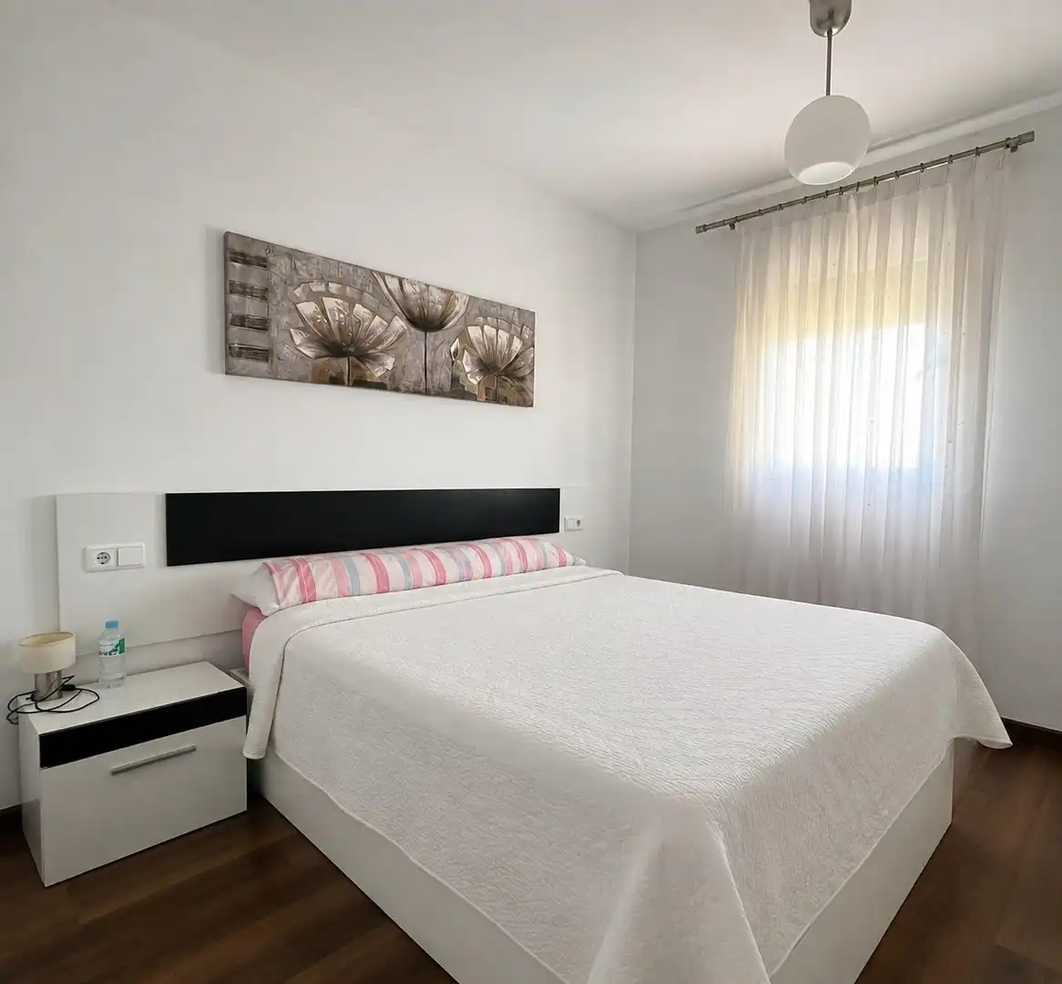 Bedroom of Flat for rent in Cartagena  with Air Conditioner, Parquet flooring and Furnished