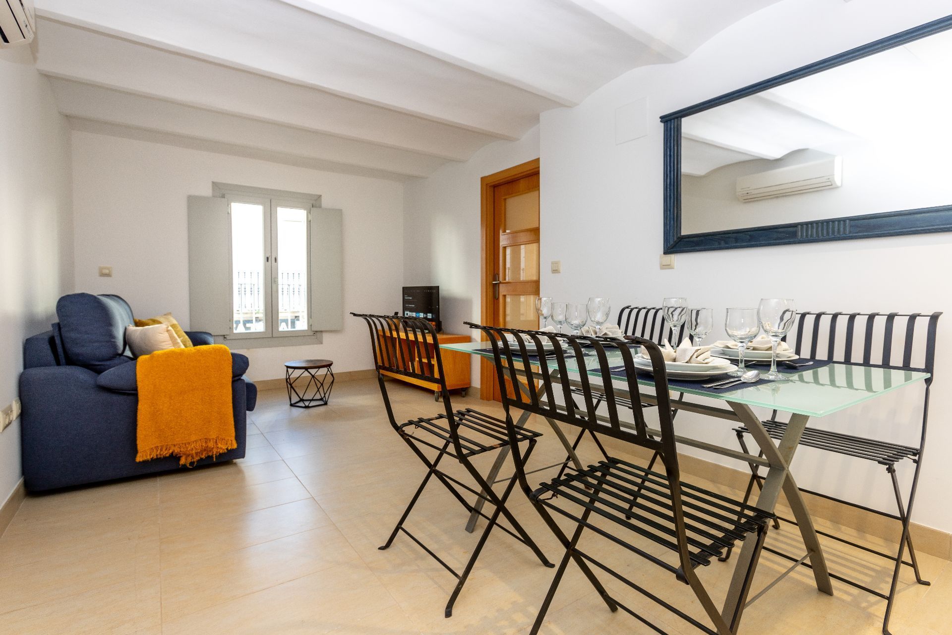 Menjador de Apartament en venda en Roses amb Aire condicionat, Calefacció i Moblat