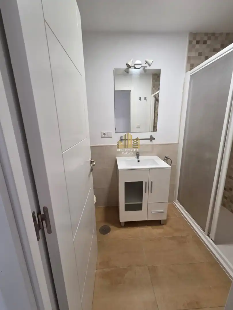 Baño de Piso en venta en Alcalá de Guadaira con Terraza