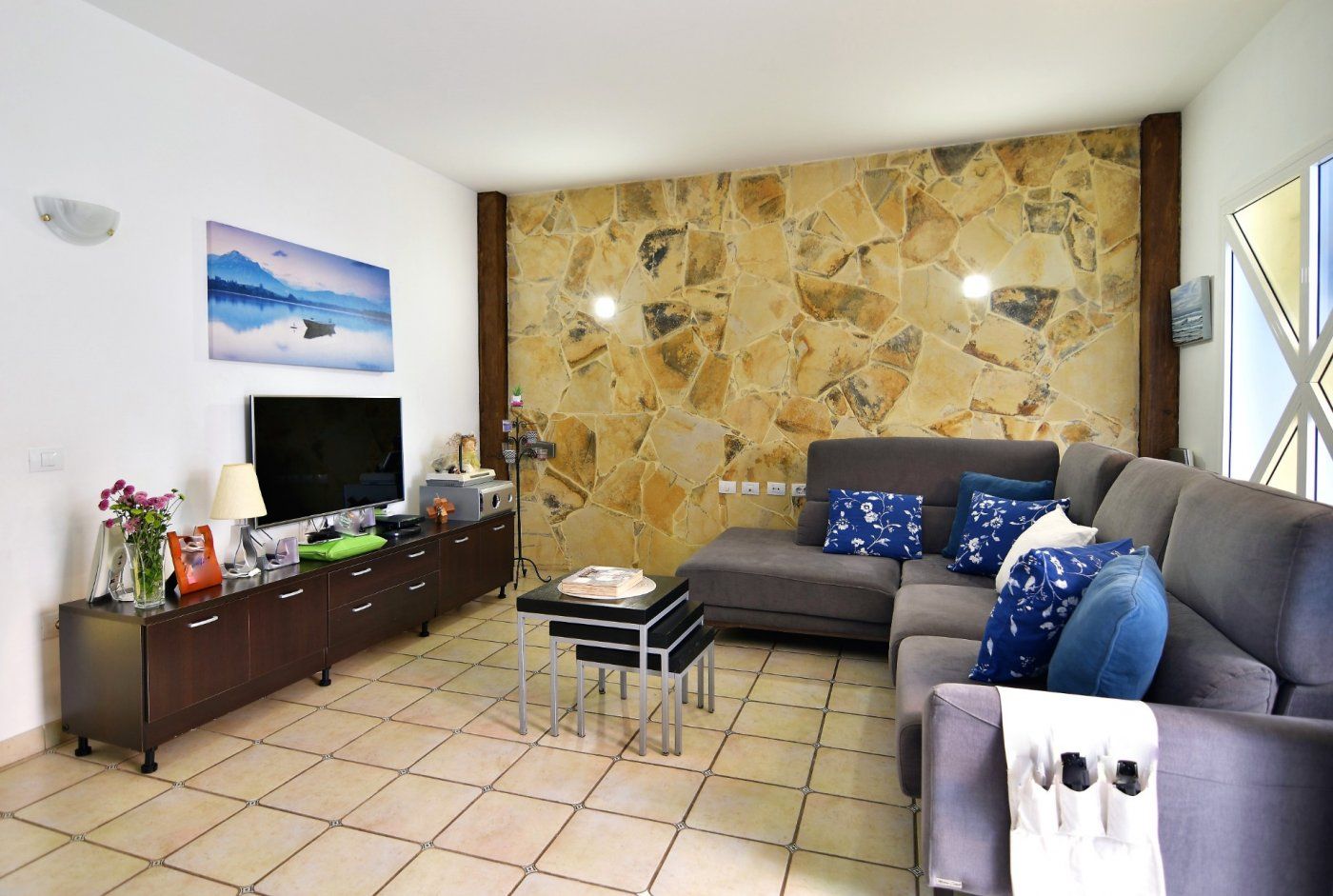 Sala d'estar de Casa o xalet en venda en Santa Lucía de Tirajana amb Aire condicionat, Terrassa i Traster