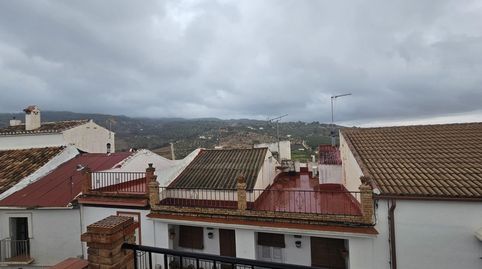 Casa adosada en Alozaina