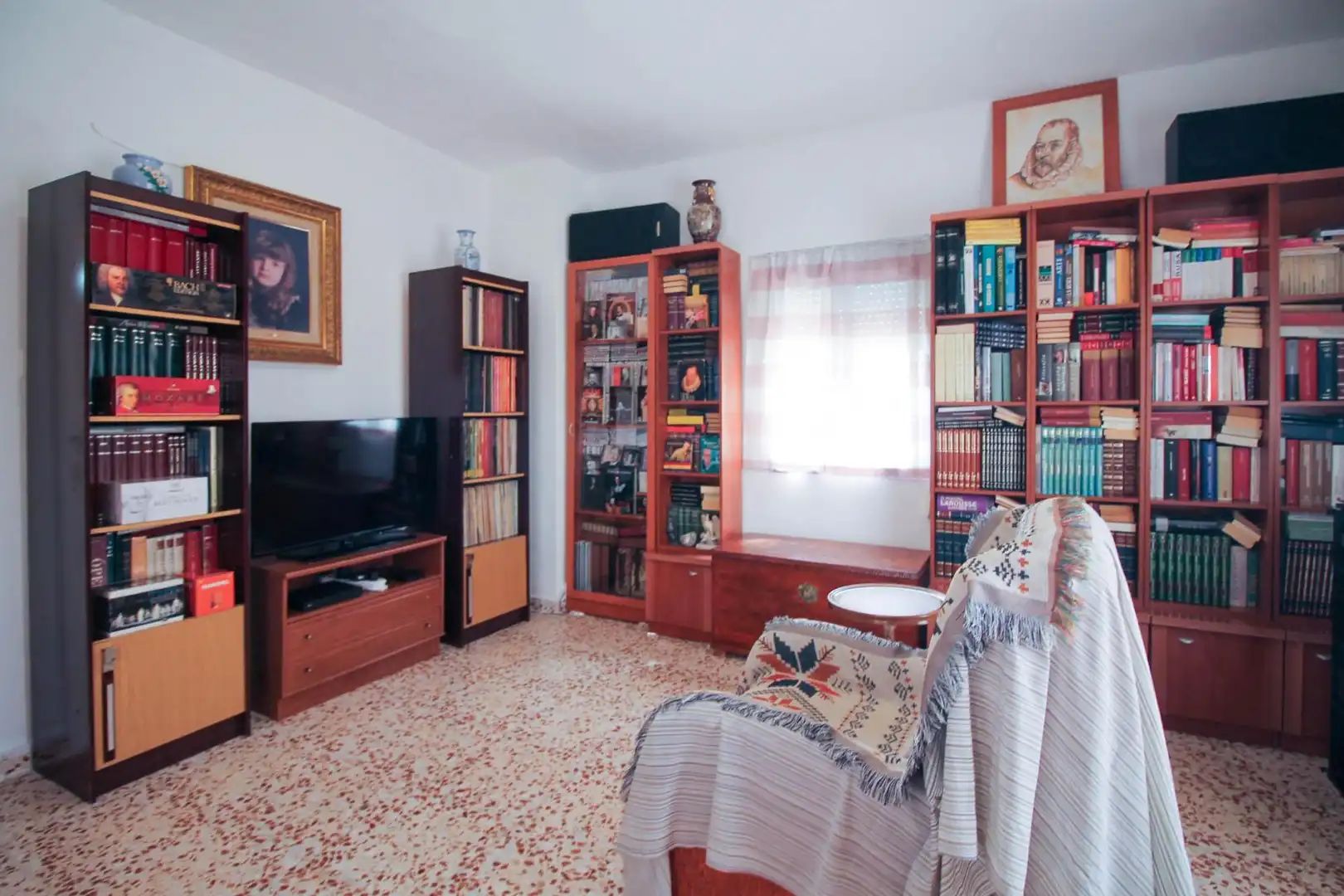 Living room of Houses for sale in Crevillent  with Private garden, Terrace and Storage room
