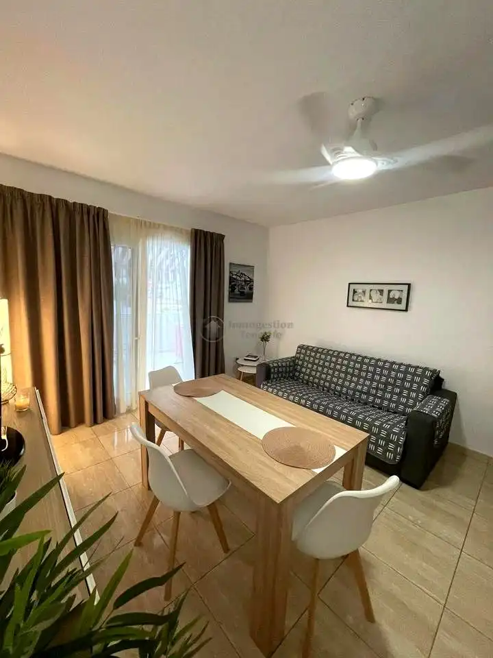 Apartament de lloguer a Arquitecto Gomez Cuesta, Playa de las Américas