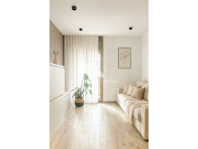 Piso en Venta en Menorca en Sant Martí de Provençals