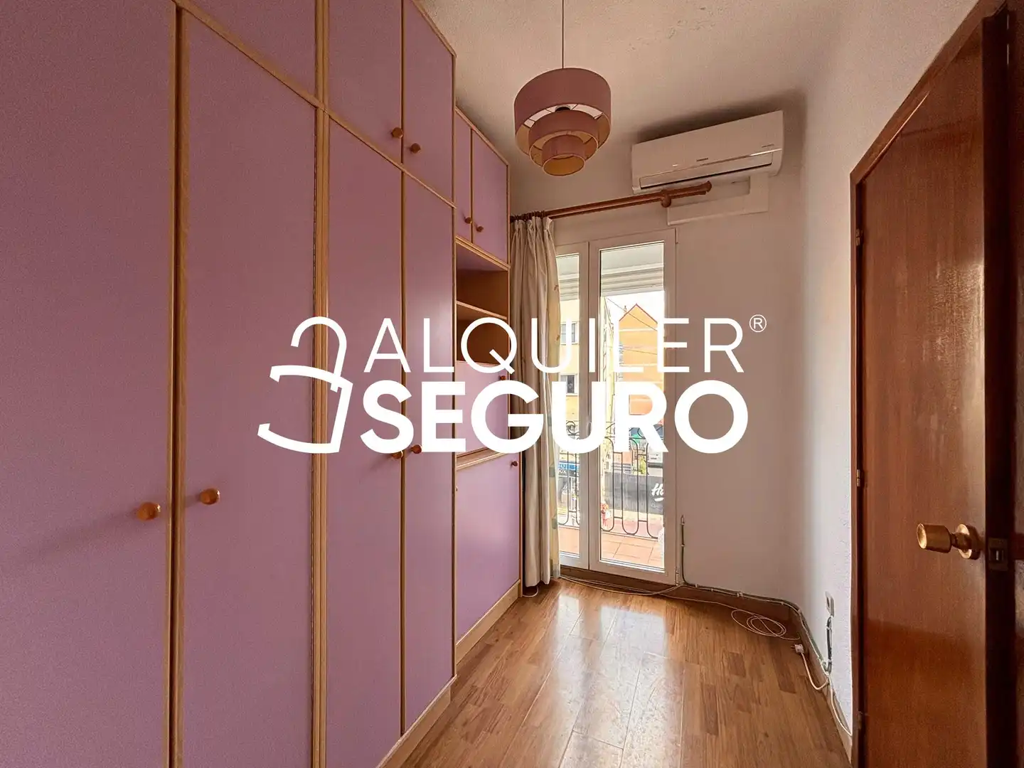 Schlafzimmer von Wohnung zur Miete in Puente de Vallecas