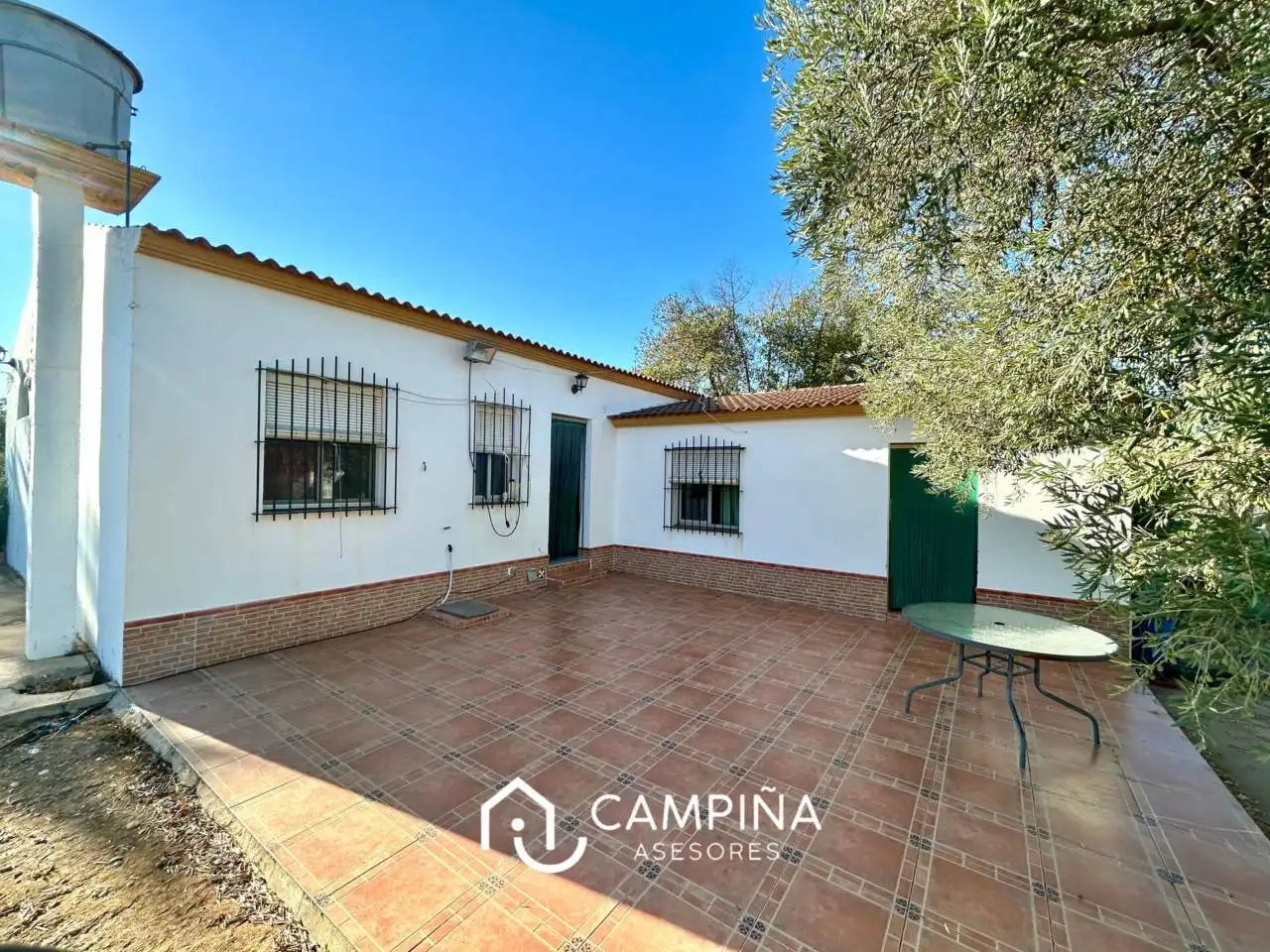 Vista exterior de Finca rústica en venta en Trigueros con Aire acondicionado, Terraza y Piscina