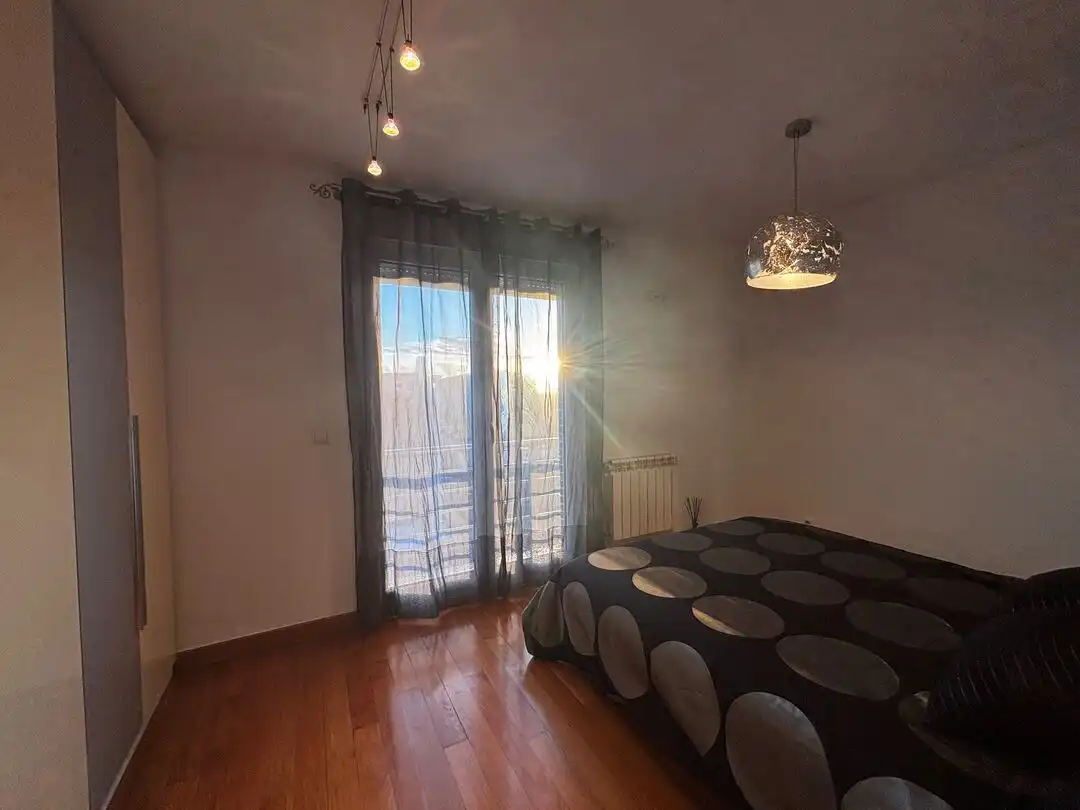 Habitación de Piso de alquiler en Santander con Trastero, Amueblado y Balcón