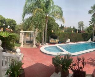 Piscina de Casa o xalet en venda en San Vicente del Raspeig / Sant Vicent del Raspeig amb Aire condicionat, Calefacció i Jardí privat